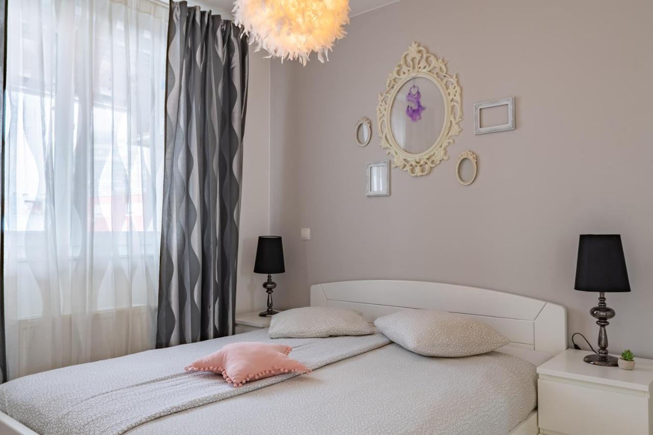 Flexible Selfcheckins 23 - Zagreb - Garage - Electric Vehicle Ccharger - Loggia - New - Luxury Apartman Kültér fotó