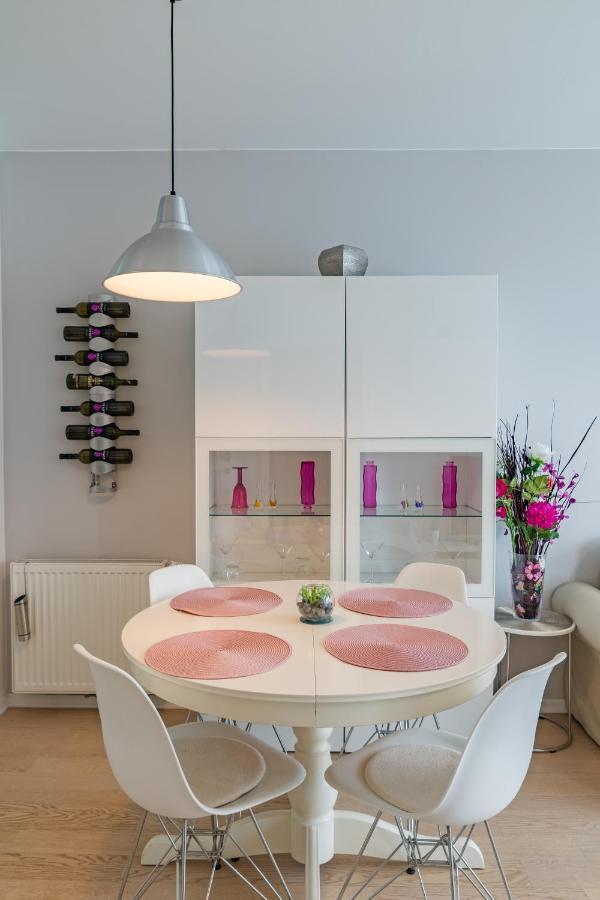 Flexible Selfcheckins 23 - Zagreb - Garage - Electric Vehicle Ccharger - Loggia - New - Luxury Apartman Kültér fotó