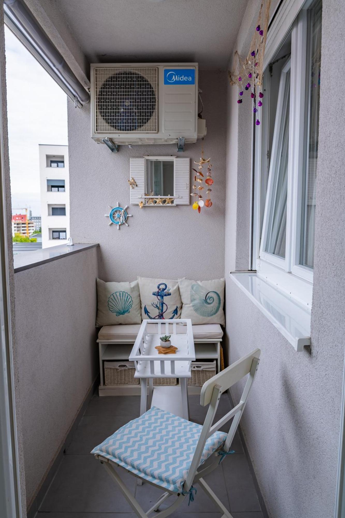 Flexible Selfcheckins 23 - Zagreb - Garage - Electric Vehicle Ccharger - Loggia - New - Luxury Apartman Kültér fotó